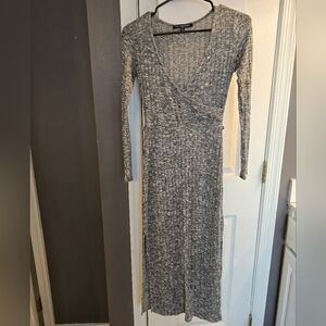 Elegant Long Sleeve Gray Knit Dress